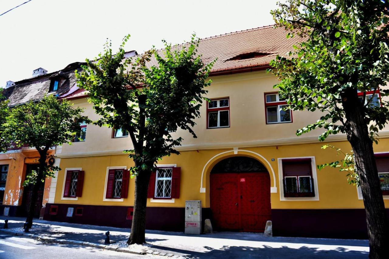 Gm 15 Apartments Sibiu Buitenkant foto