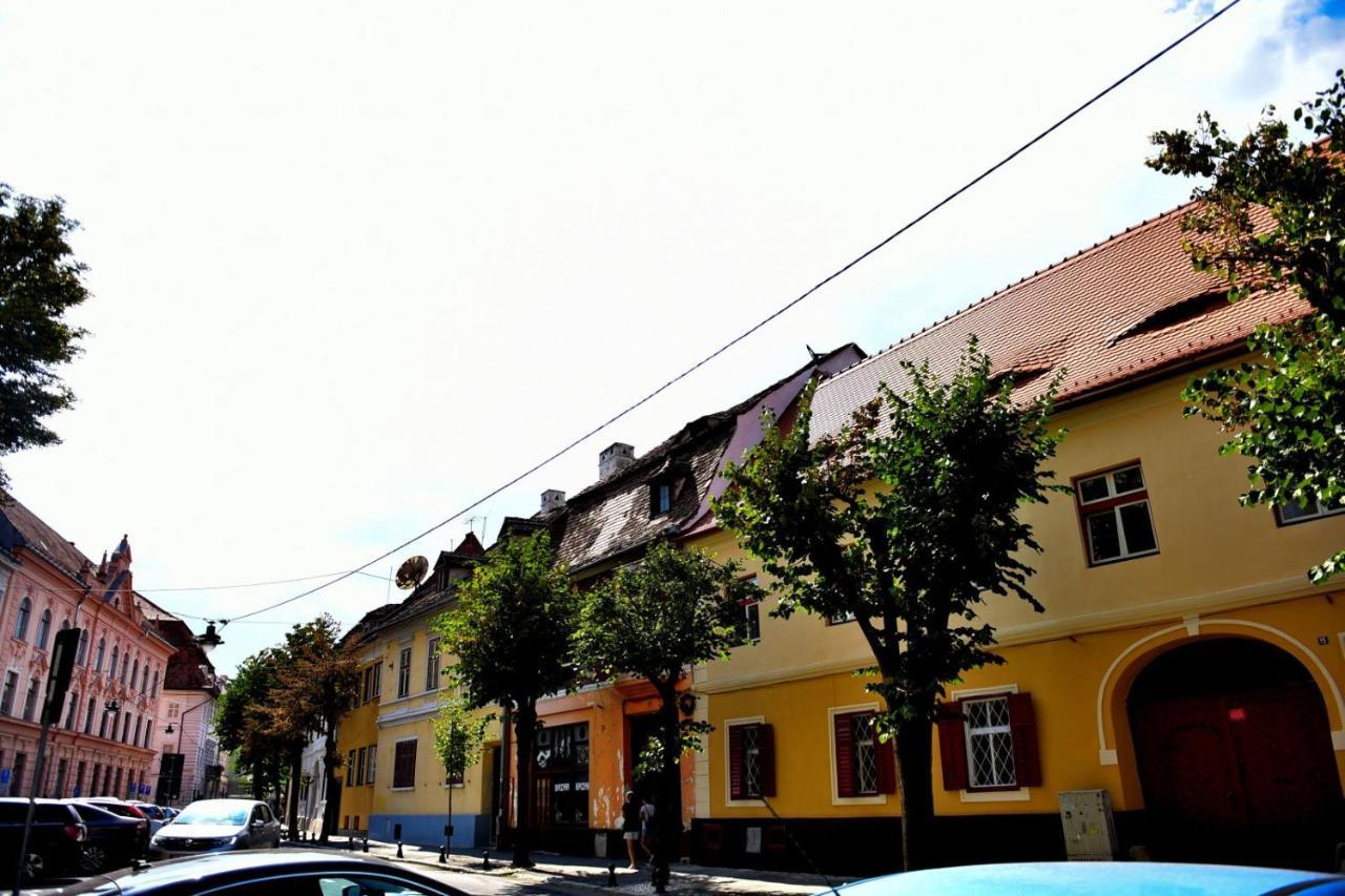 Gm 15 Apartments Sibiu Buitenkant foto
